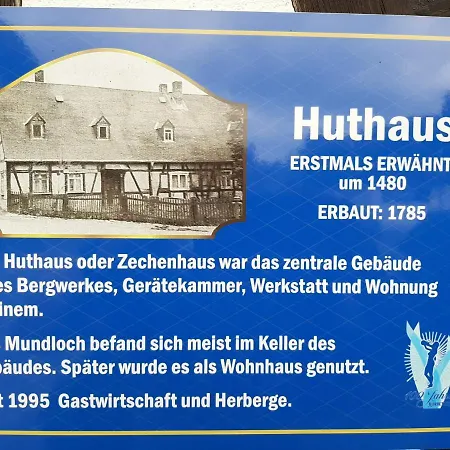 Wirtschaft & Zum Huthaus ゲストハウス シュネーベルク