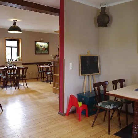 Πανσιόν Wirtschaft & Zum Huthaus Schneeberg (Saxony)